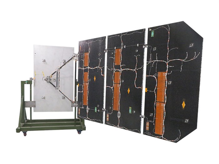 太陽(yáng)翼及折展機(jī)構(gòu)